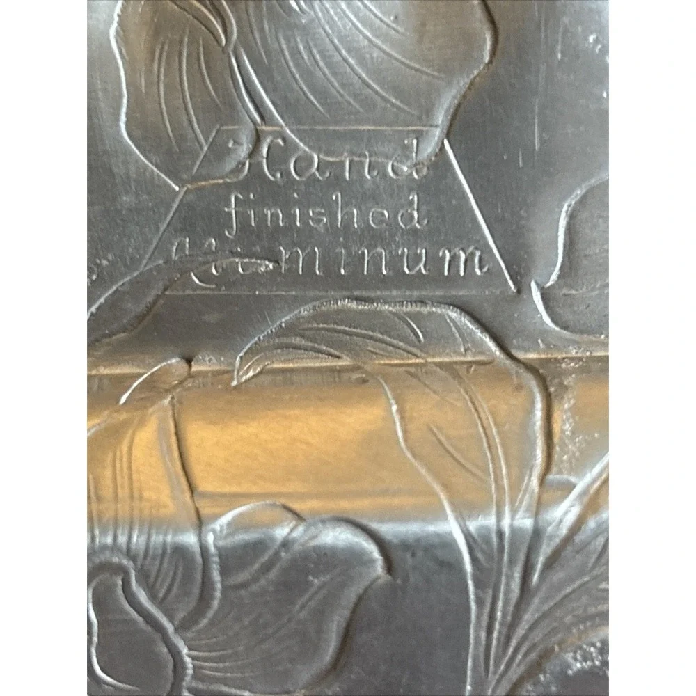 VTG‎ Hand Finished Aluminum Serving Tray Fruit Dogwood Glass Divided Insert, Lid